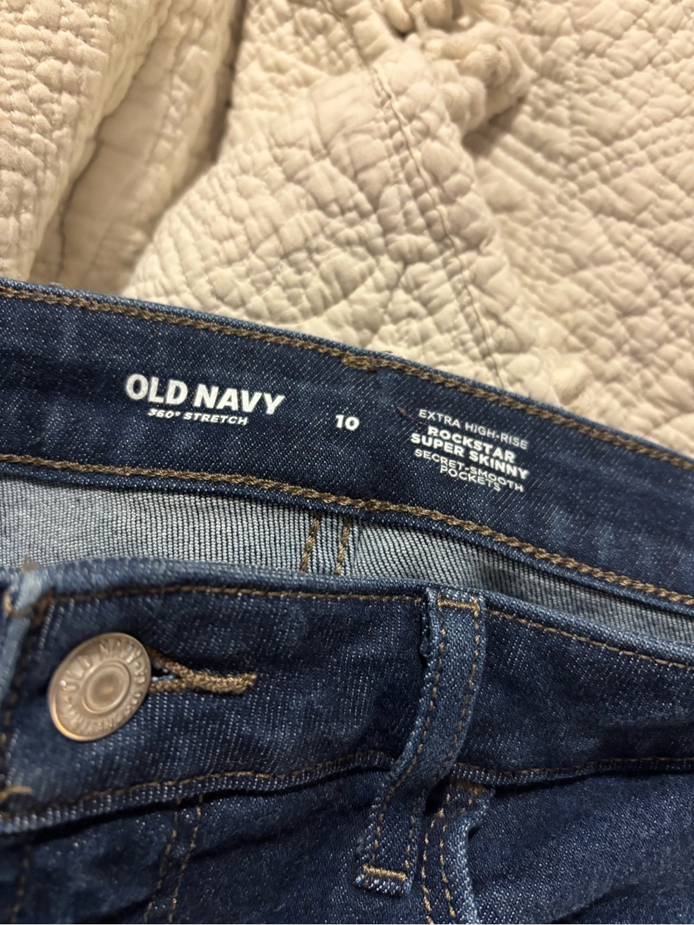 Old Navy Dark Blue Skinny Jeans with Distressed Knee - Picture 2 of 5